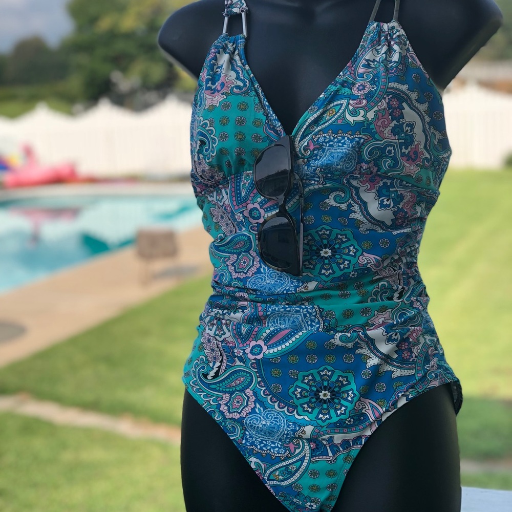 One piece bathing suit